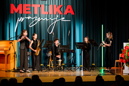 2026_04_23 Sokolski dom Metlika - Slovesnost ob dnevu upora proti okupatorju in praznik Mestne skupnosti Metlika_Foto_Uros Novina_036